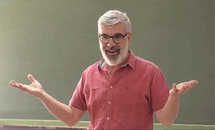 Antonio Coca presenta en Marbella “Aulas de cine”, una mirada auténtica al cine andaluz