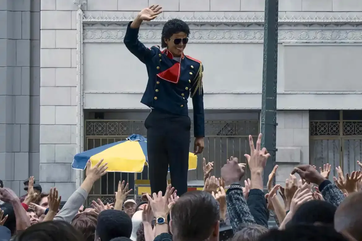 Michael, la biopic que revela la compleja vida del Rey del Pop, supera los 700 millones en taquilla