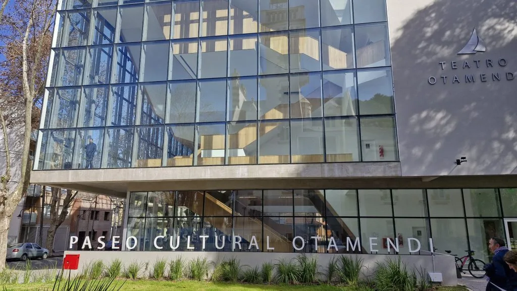 Teatro Otamendi presenta en junio obras, cine y humor con entradas gratuitas y accesibles