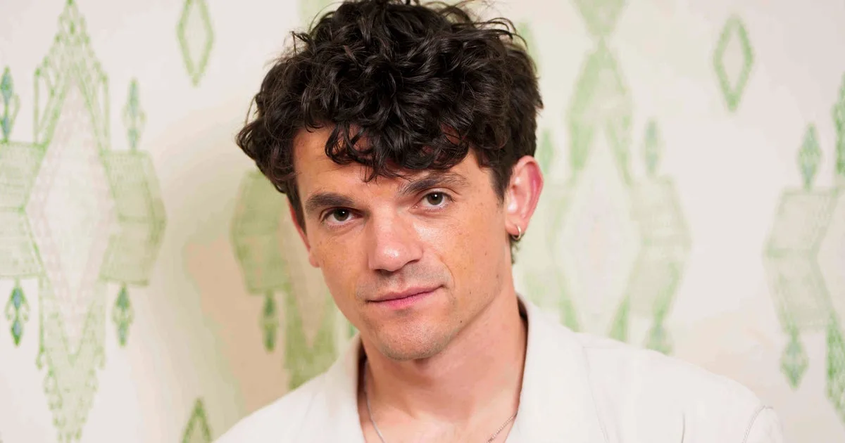 Edward Bluemel protagonizará a Poirot joven en nueva serie de Agatha Christie de la BBC