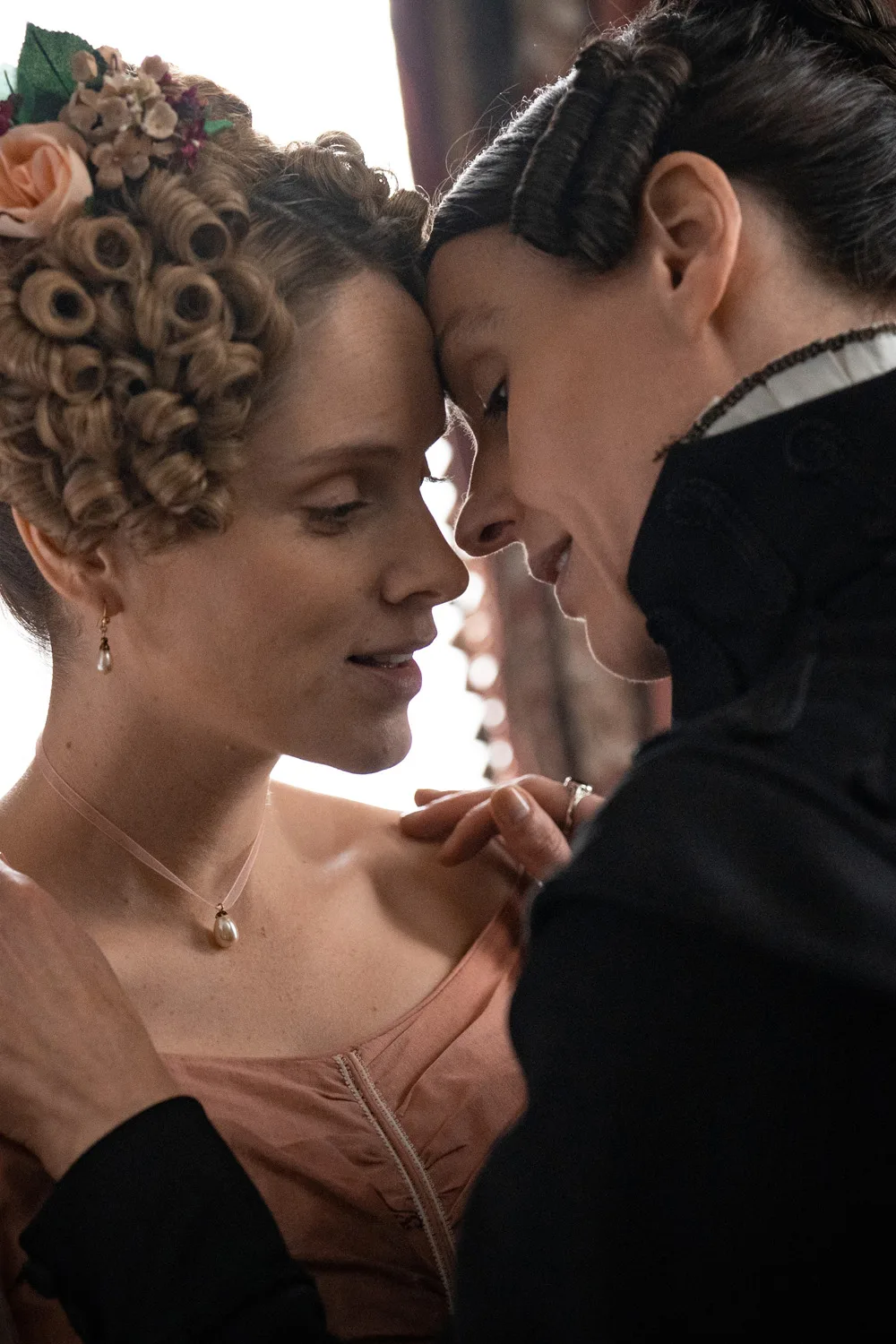 Las mejores series LGBTQ+ para celebrar el Mes del Orgullo con historias diversas y actuales