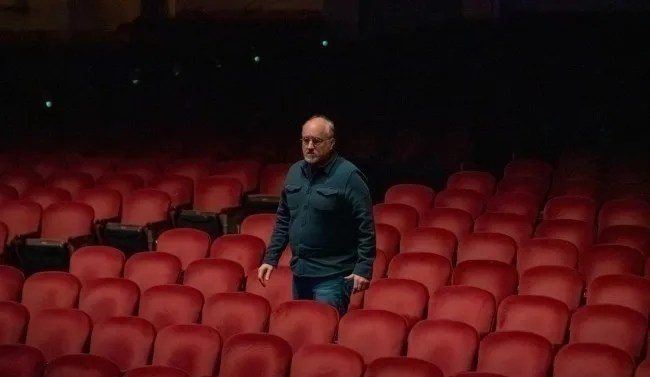 Louis C.K. regresa a Netflix con un especial marcado por la miseria y la crítica social