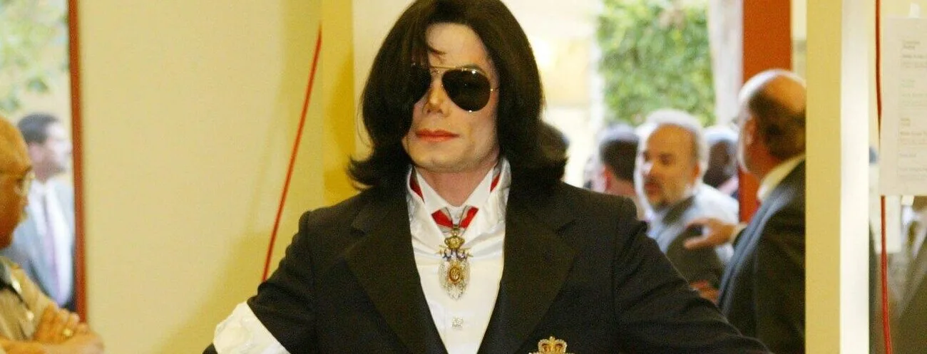 Netflix estrena docuserie sobre Michael Jackson y thriller español sobre amnesia