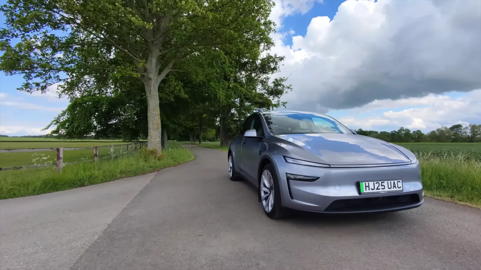 Tesla incorporará Apple CarPlay, pero la llegada aún no tiene fecha confirmada