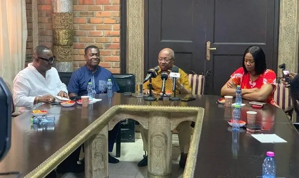 Kwaw Ansah presenta filmes para revitalizar la narrativa africana desde el cine